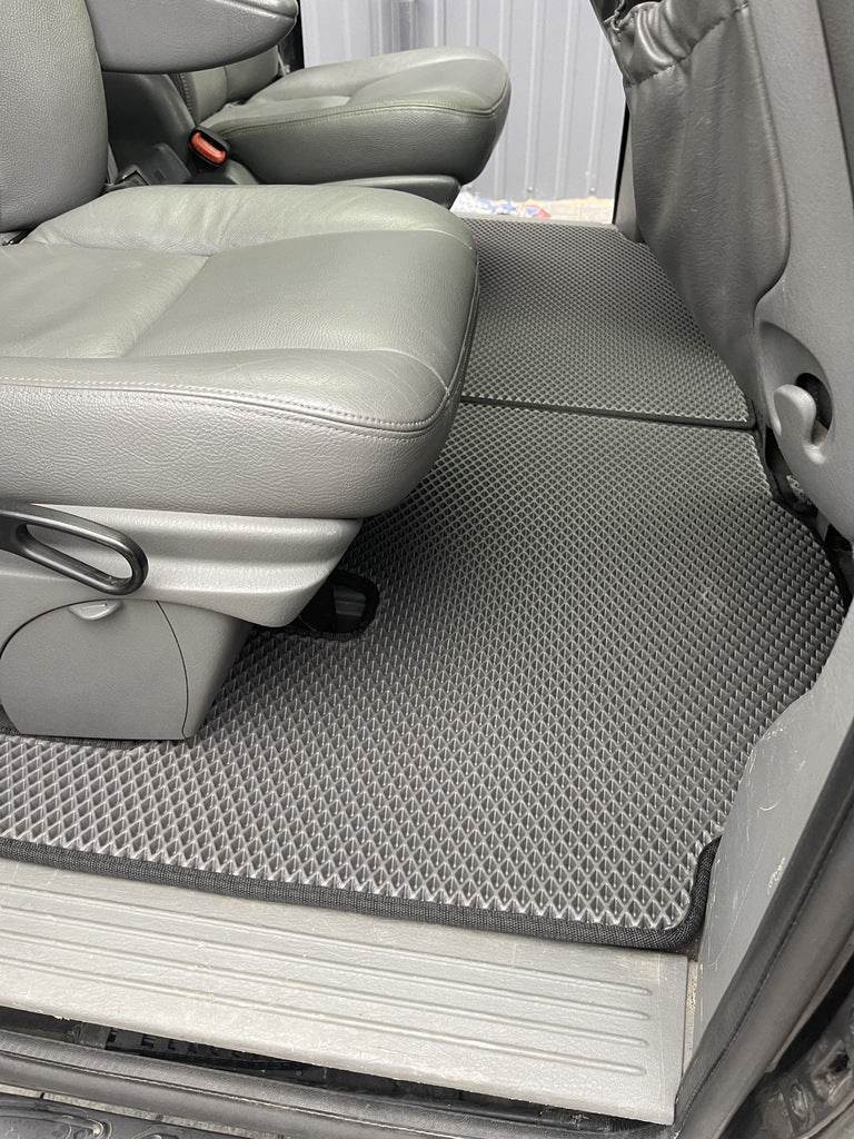 Floor mats (3 rows, EVA, black) for Chrysler Voyager 2001-2007 - Reelken Auto