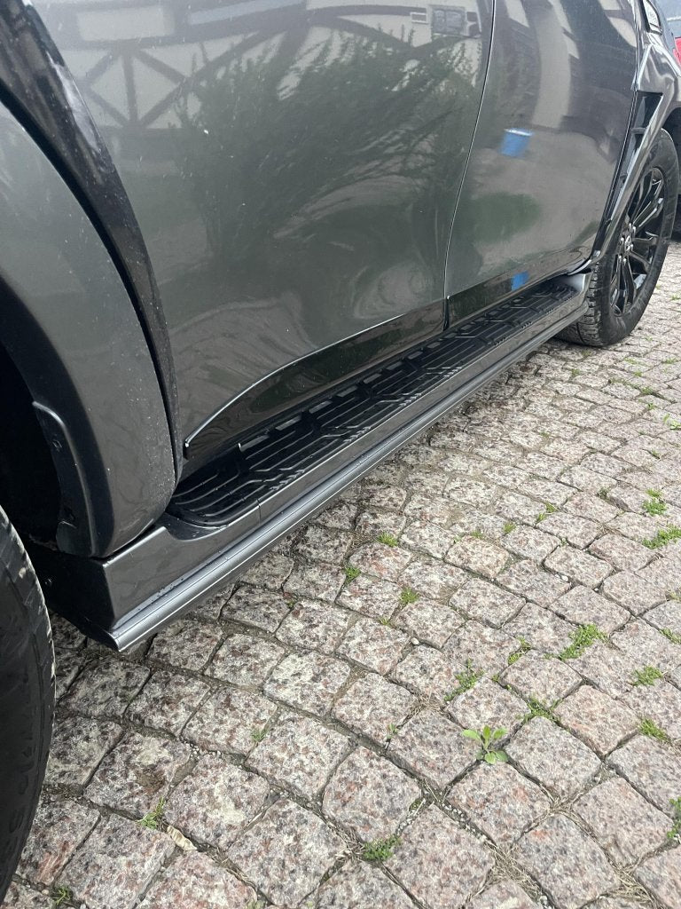 Nismo Side Steps (2 pcs, Aluminum) for Nissan Patrol Y62 2010-2024 - image 6