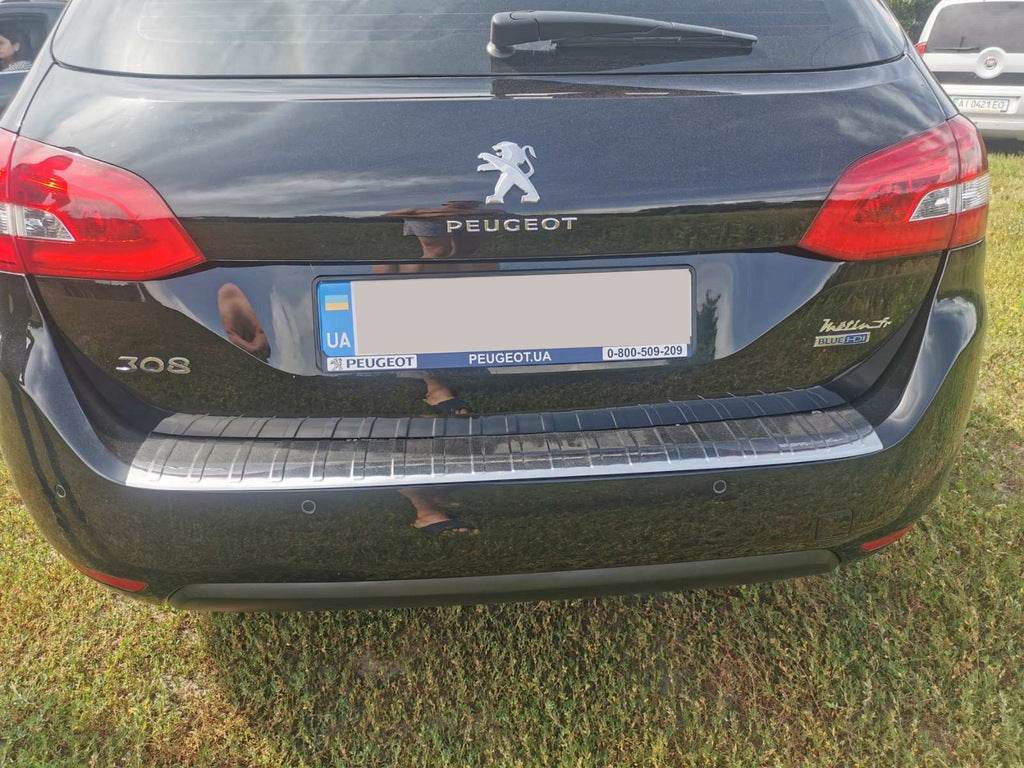 Pad on the rear bumper Carmos (SW, stainless steel) for Peugeot 308 2014-2021 - Reelken Auto