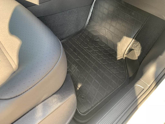Rubber mats (4 pcs, Stingray Premium) for Volkswagen Golf 7/E-Golf - Reelken Auto