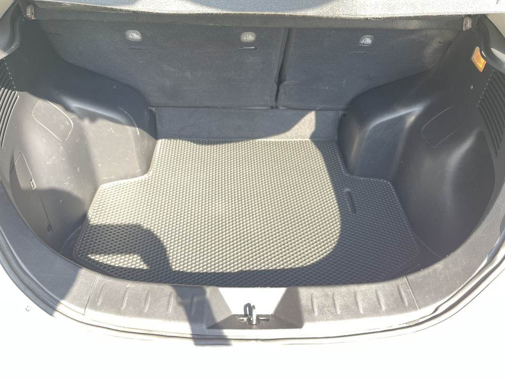 Trunk mat V-1 (EVA, black) for Nissan Leaf 2010-2017 - Reelken Auto