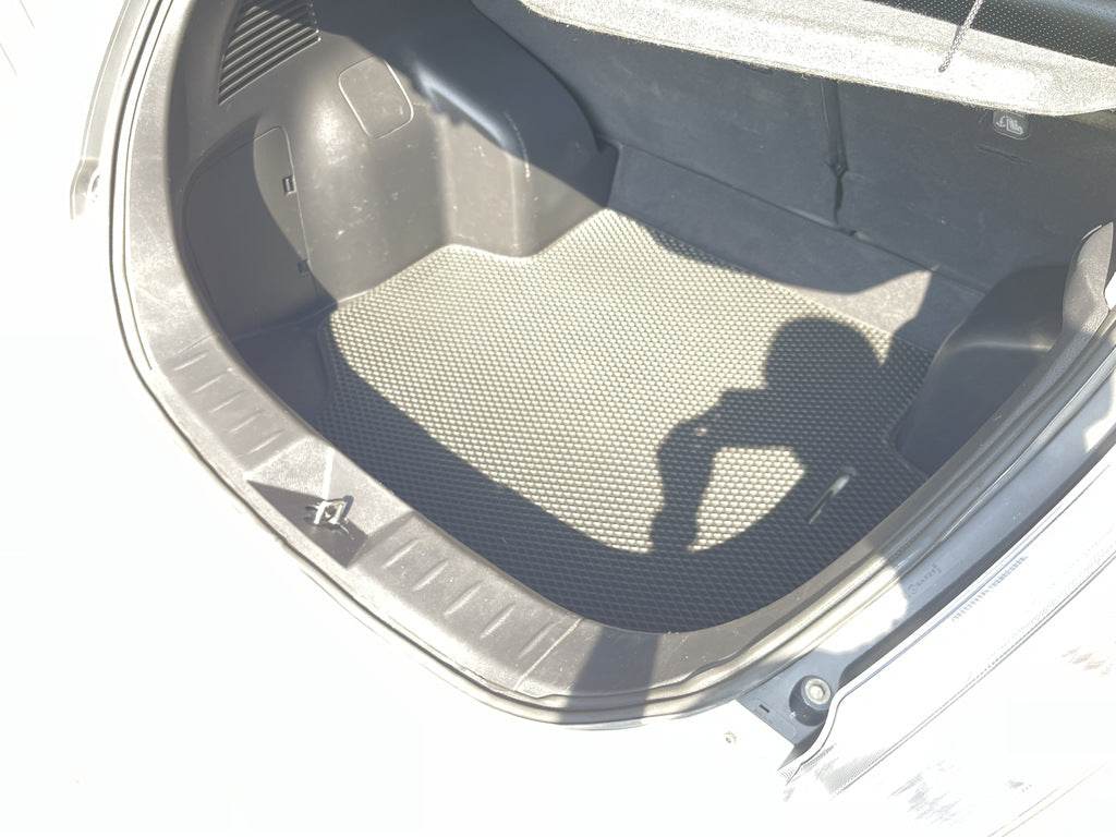 Trunk mat V-1 (EVA, black) for Nissan Leaf 2010-2017 - Reelken Auto