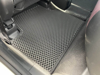 EVA mats (black) for Dongfeng MNV - Reelken Auto
