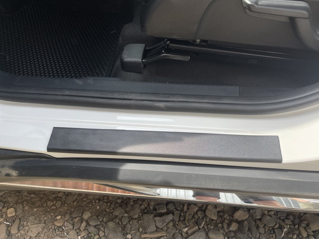 ABS Door Sill Protectors (4pcs, Plastic) for Dongfeng M-NV 2020- - image 5