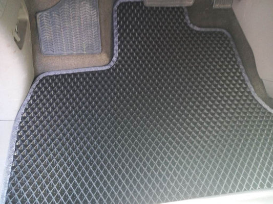 Floor mats (3 rows, EVA, black) for Honda Odyssey - Reelken Auto