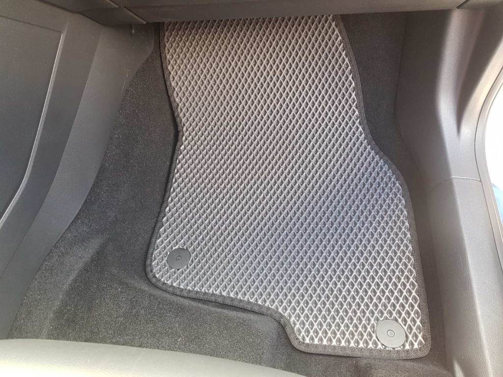 EVA mats (black) for Volkswagen E-Tharu - Reelken Auto
