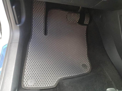 EVA mats (black) for Volkswagen E-Tharu - Reelken Auto