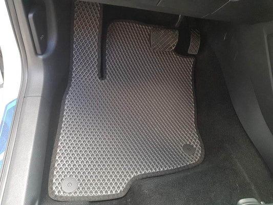 EVA mats (black) for Volkswagen E-Tharu - Reelken Auto