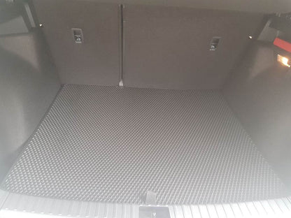 Trunk mat (EVA, black) for Volkswagen E-Tharu - Reelken Auto