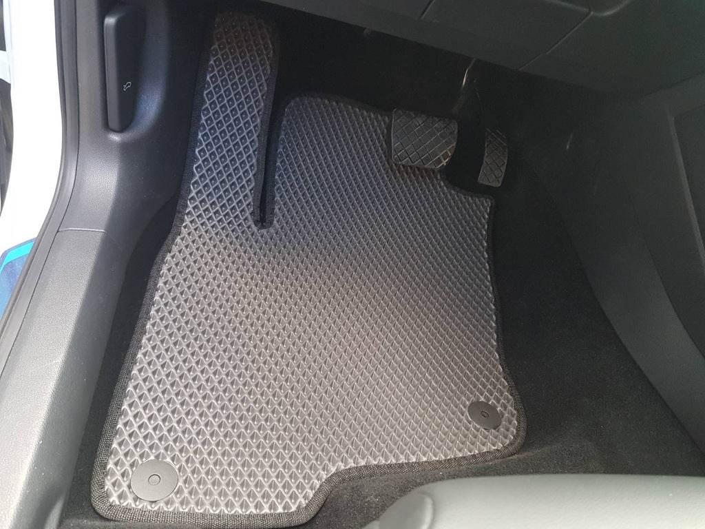 EVA mats (black) for Volkswagen E-Tharu - Reelken Auto