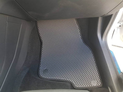 EVA mats (black) for Volkswagen E-Tharu - Reelken Auto