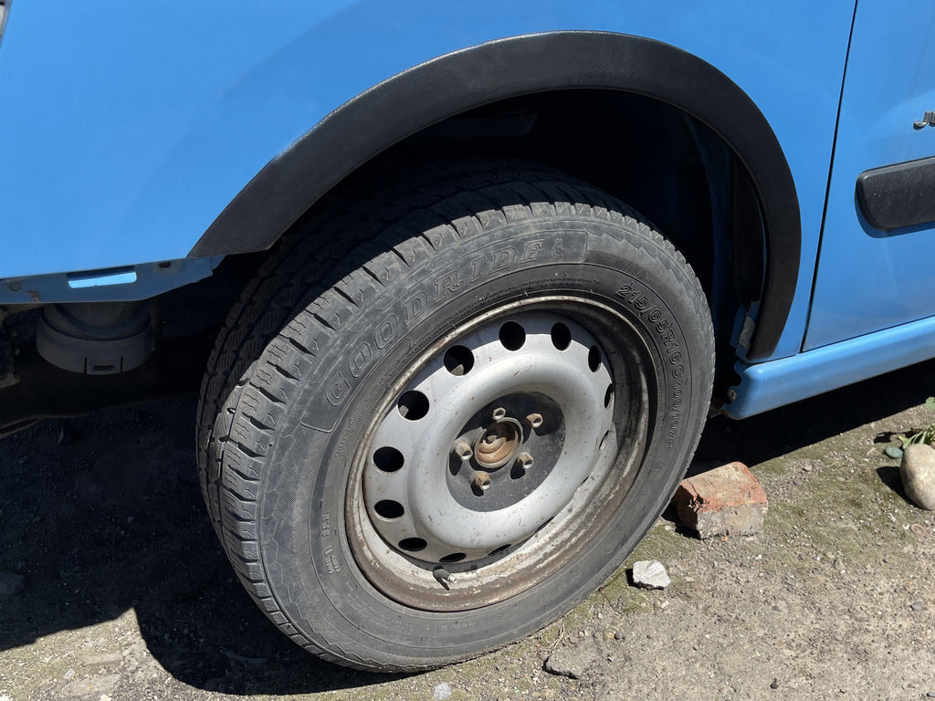 Fender flares (4 pcs, black) for Citroen Jumpy 2007-2017 - image 1