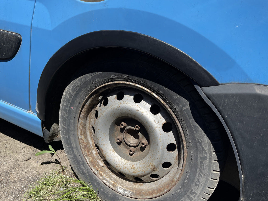 Fender flares (4 pcs, black) for Citroen Jumpy 2007-2017 - image 2