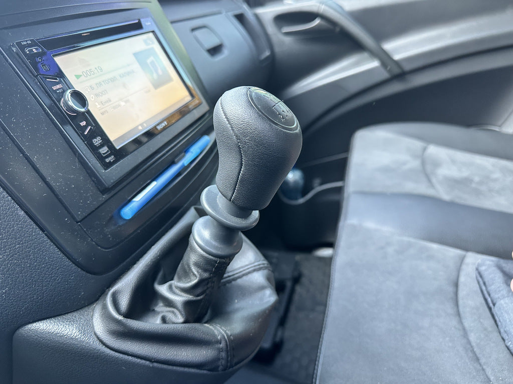 Gear Shift Knob 2010-2015 V2 (Leather, 6-Speed) for Mercedes Viano 2004-2014 - image 2