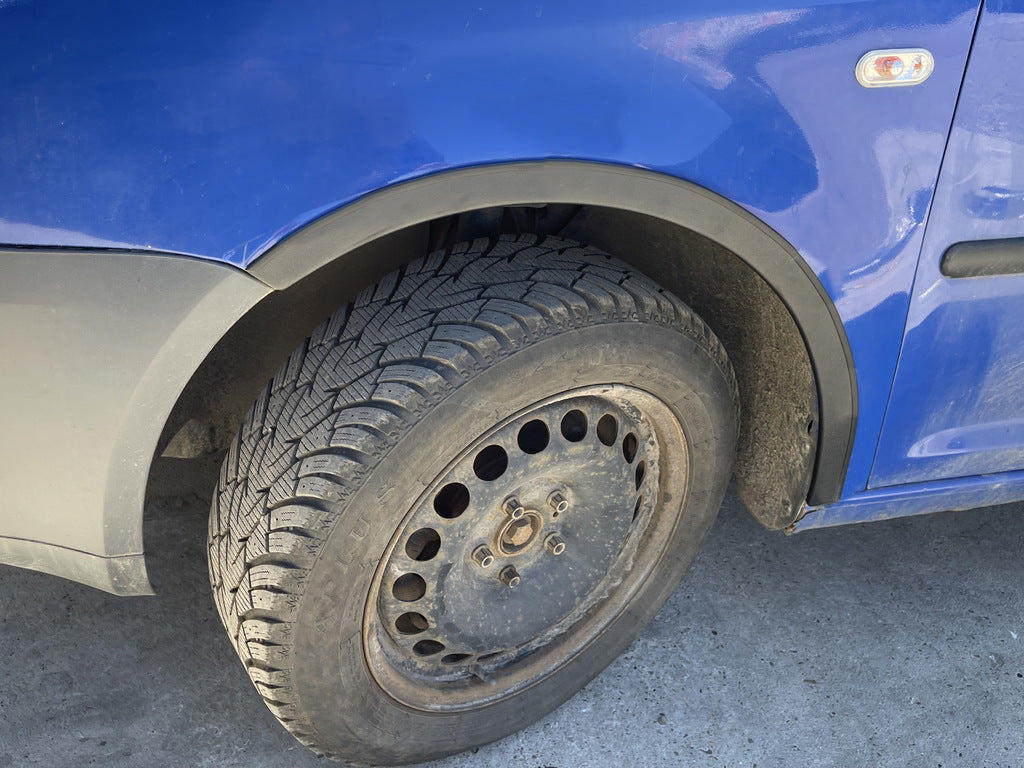 The pads on the arches (black Mat) for Volkswagen Caddy 2004-2010 - image 11