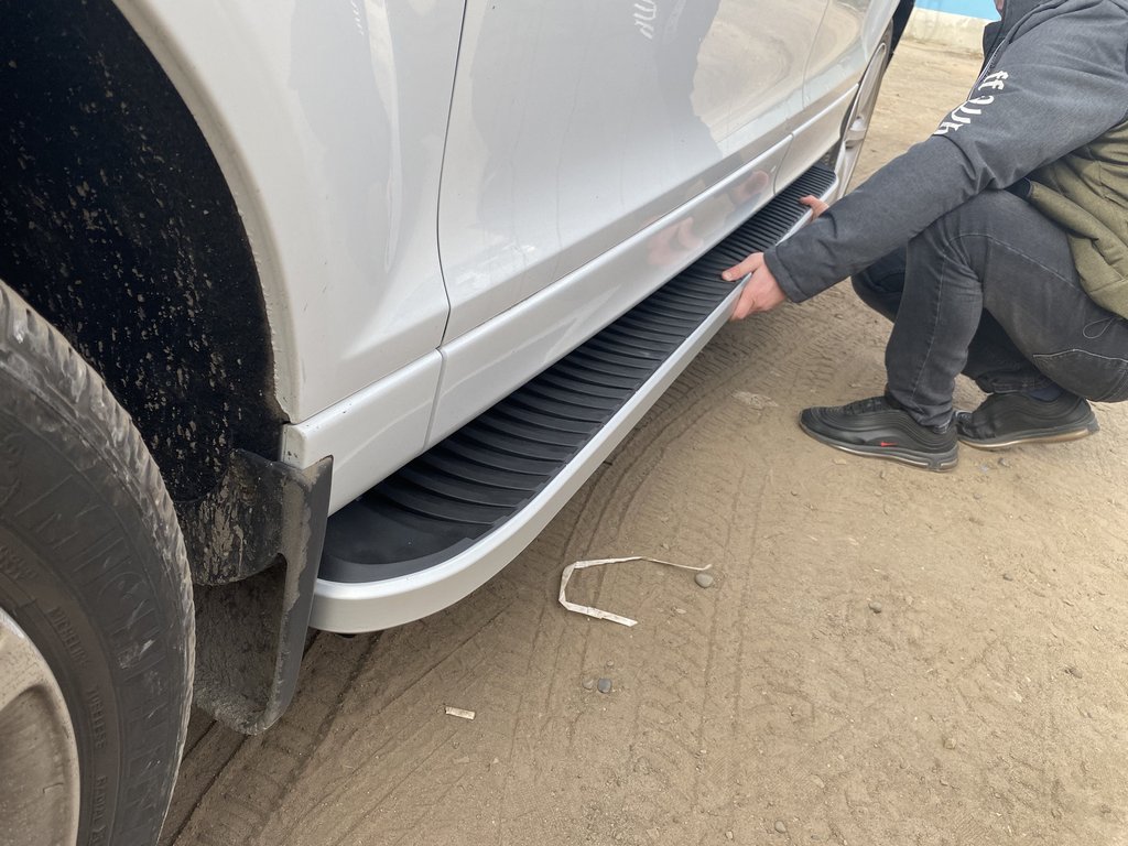 Side Steps Tayga (2 pcs, Aluminum) for Audi Q7 2005-2015 - image 3