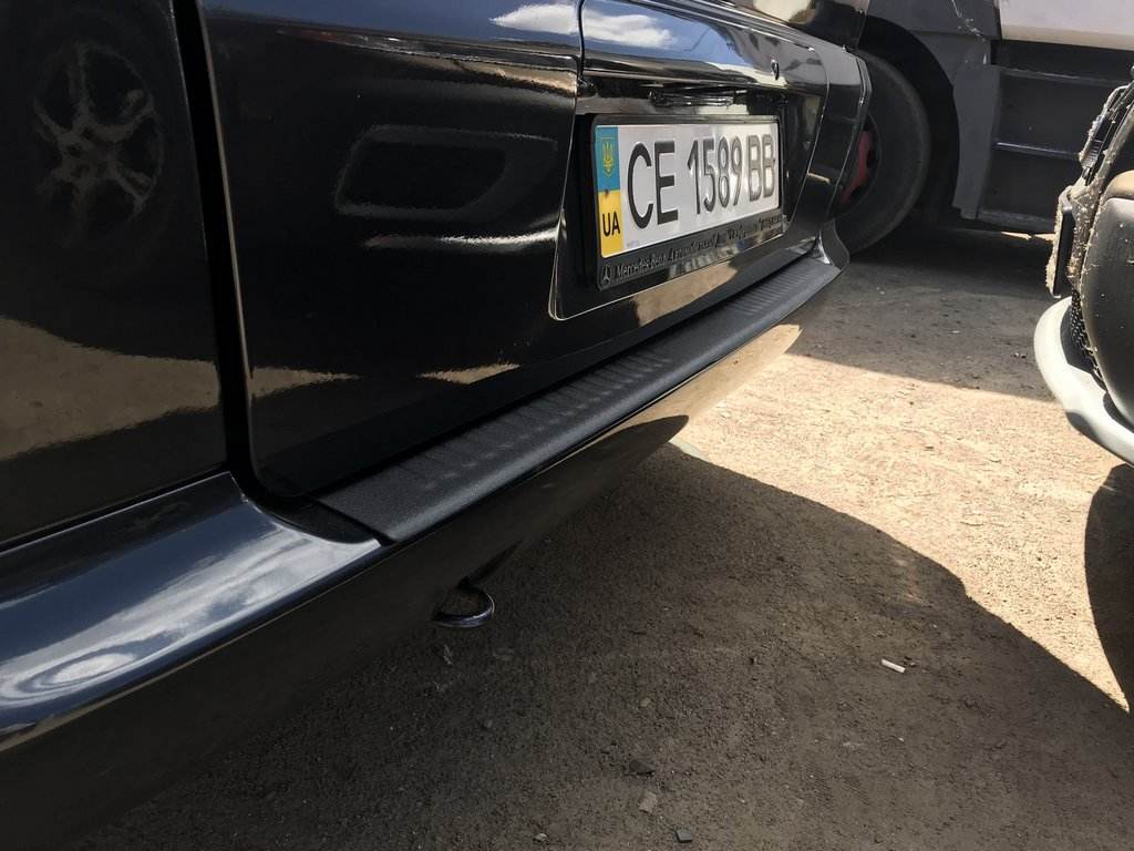 Cover on the rear bumper DDU-mat (ABS) for Mercedes Vito W638 1996-2003 - Reelken Auto