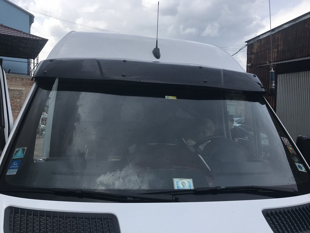 Windshield visor on frame V1 (black gloss, 5mm) for Mercedes Sprinter W906 2006-2018 - image 8