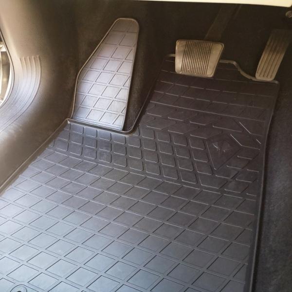 Rubber Floor Mats (4 pcs, Stingray Premium) for Chrysler 200 II 2014-2017 - image 1
