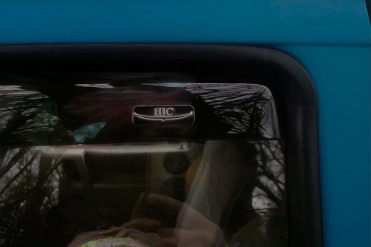 In-channel window deflectors (2 pcs, HIC) for Volkswagen T4 Caravelle/Multivan 1990-2003 - image 6