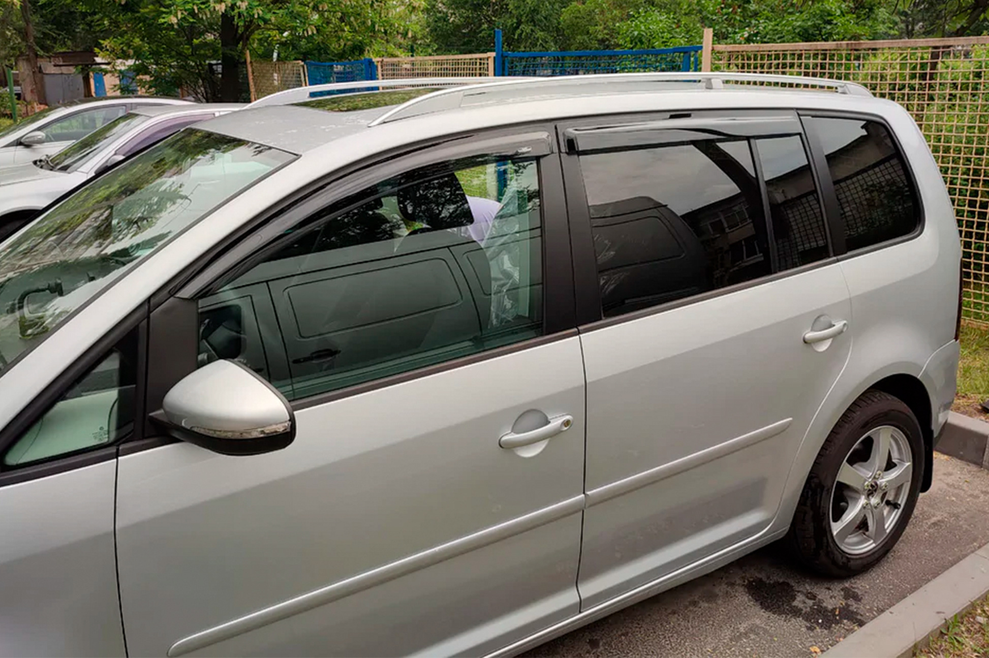 Window Deflectors (4 pcs, HIC) for Volkswagen Touran 2003-2010 - image 12