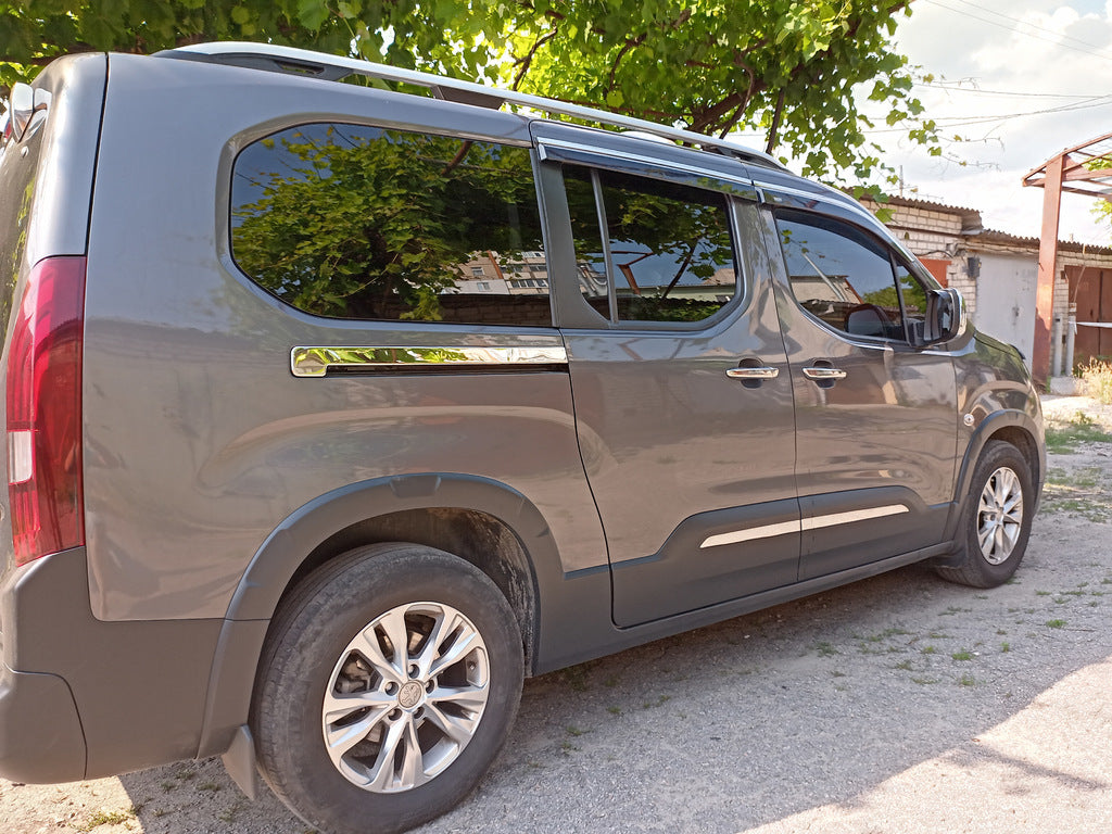 Stainless Steel Sliding Door Mouldings (2 pcs) for Peugeot Partner/Rifter 2019- - image 1