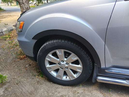 Fender flares (4 pcs, black) for Mitsubishi Outlander 2006-2012 - image 2