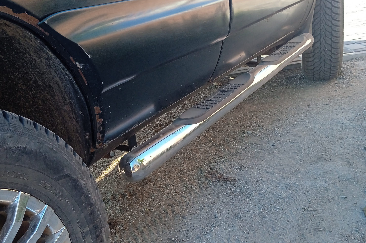 Side Bars (2 pcs, Stainless Steel) for Chevrolet Niva 1998-2020 - image 1