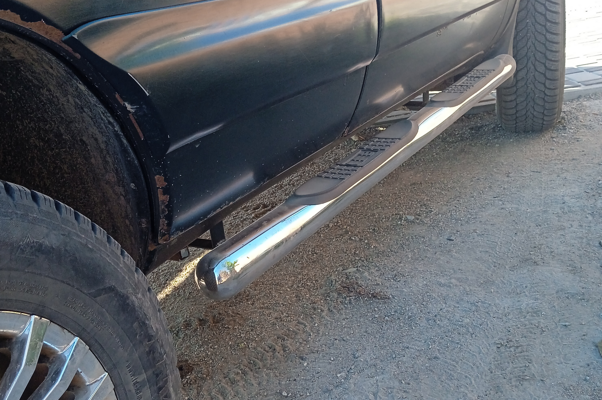 Side Bars (2 pcs, Stainless Steel) for Chevrolet Niva 1998-2020 - image 1