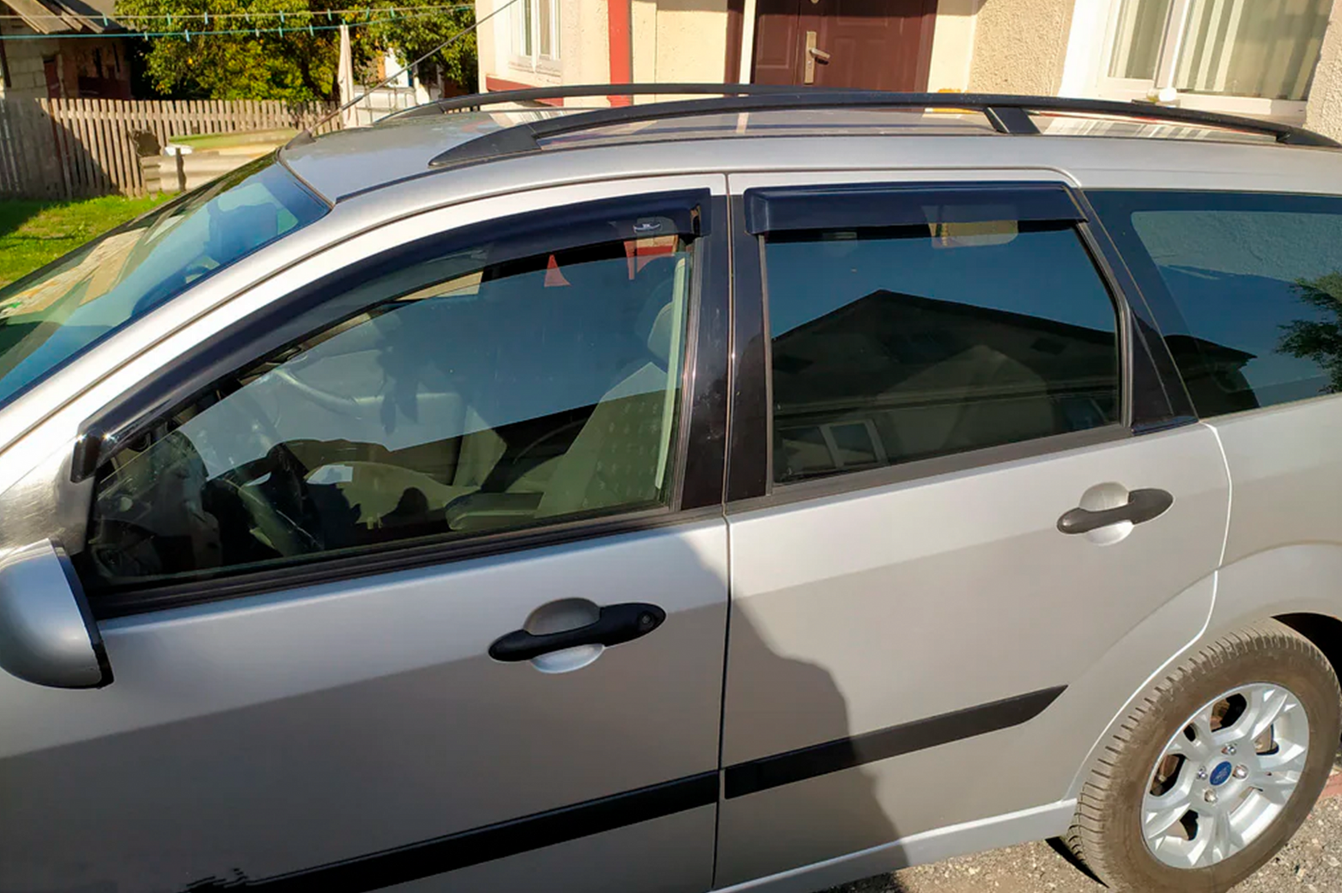 Window Deflectors SW (4 pcs, HIC) for Ford Focus I 1998-2005 - image 3