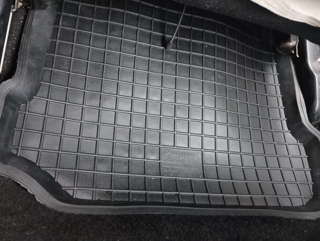 Rubber floor mats with edge (4 pcs, Polytep) for Volkswagen Golf 4 1997-2006 - image 4