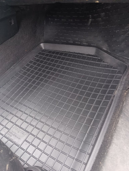 Rubber floor mats with edge (4 pcs, Polytep) for Skoda Octavia I Tour A4 1996-2010 - image 6