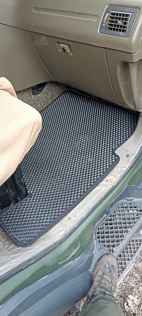 EVA mats only for ZSU (black) for Daewoo Novus - Reelken Auto