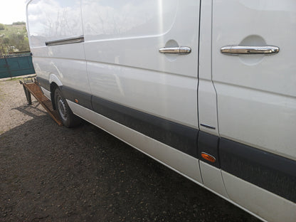 Pads on handles (4-piece, stainless steel) for Volkswagen Crafter 2006-2016 - image 7