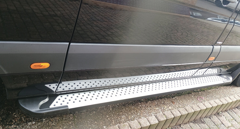 Side Steps Allmond Grey (2 pcs, Aluminum) for Mercedes Sprinter W906 2006-2018 - image 4