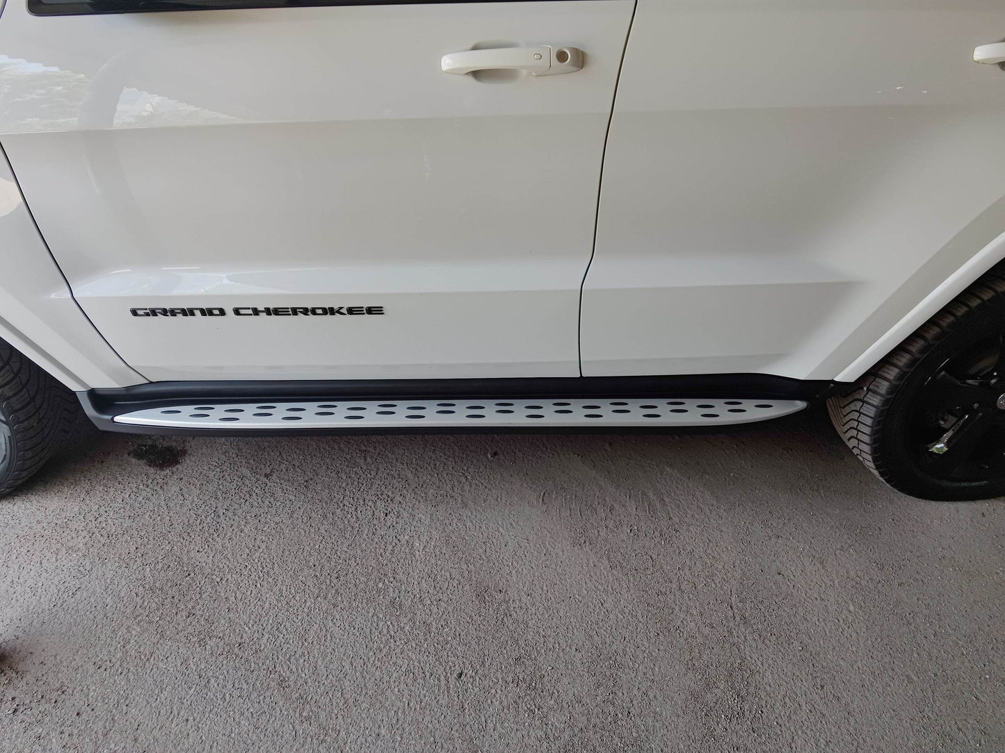 Side skirts Original (2 pcs) for Jeep Grand Cherokee WK2 2010-2021 - Reelken Auto