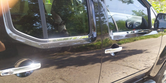 The outer edging of the glass (4 pieces, stainless.) for Nissan Navara 2006-2015 - image 2