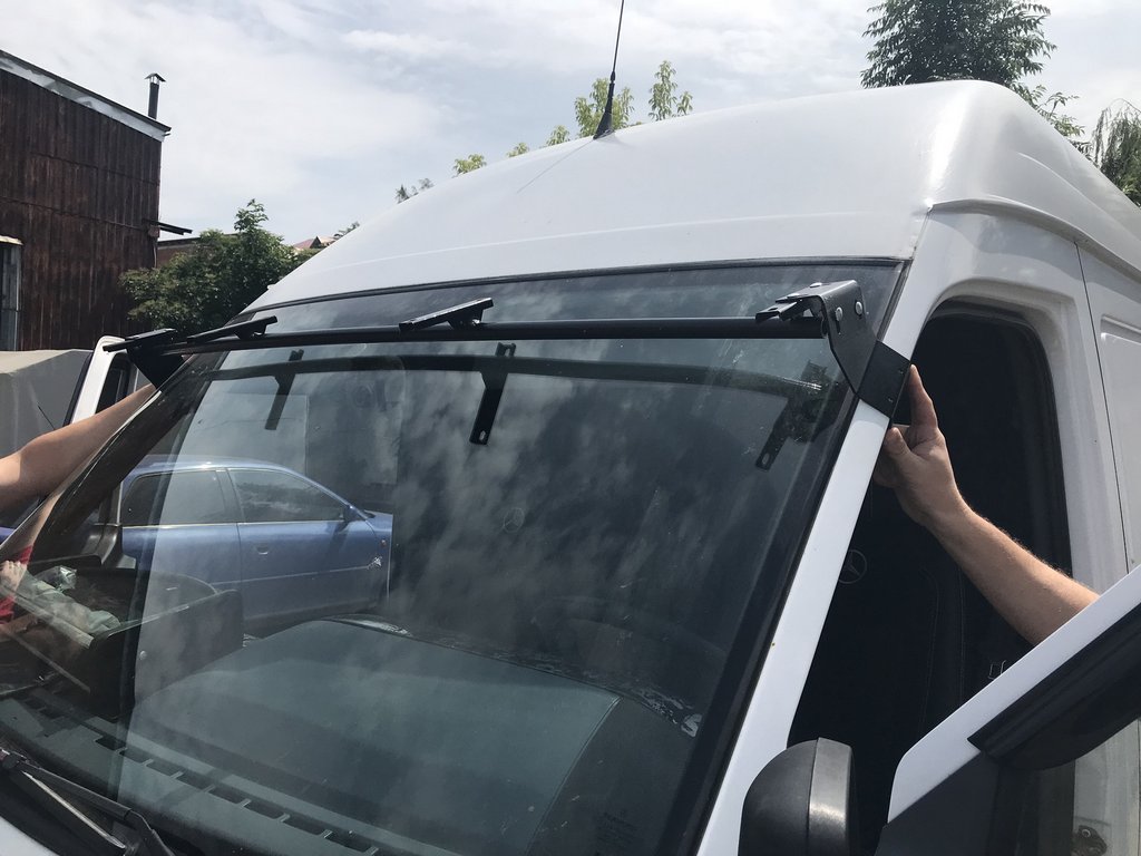 Windshield visor (black gloss, 5mm) for Volkswagen LT 1995-2006 - image 10