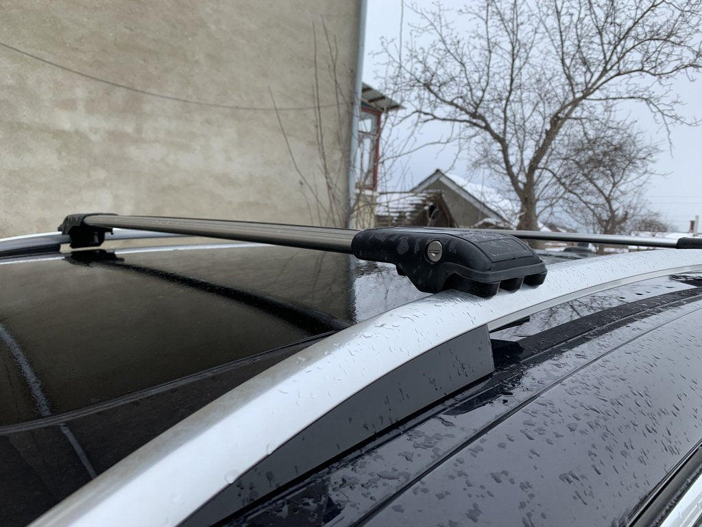 Poperechny on the roof rails under the key (2 PCs) for Volkswagen Tiguan 2007-2016 - image 3