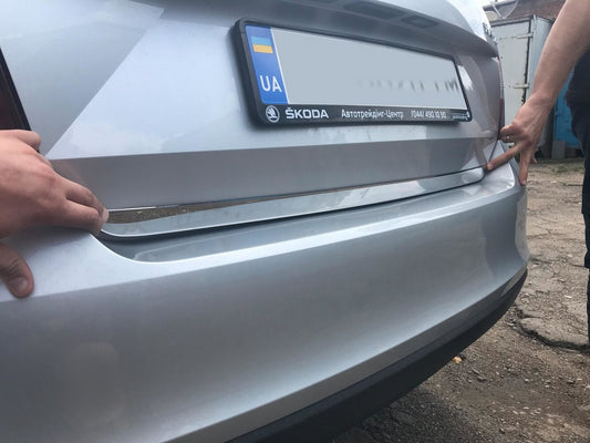 The edge of the trunk (stainless) for Skoda Rapid 2012-2019 - image 1