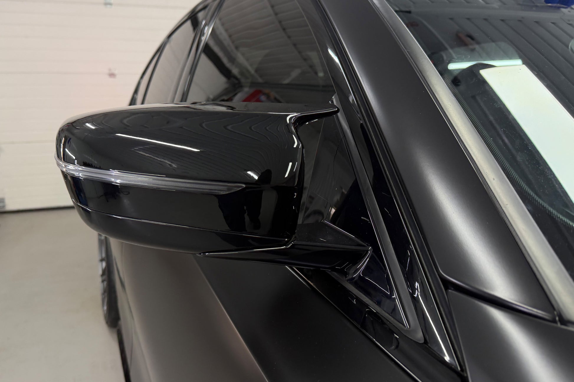 Mirror Covers M-Look (with Clips, 2 pcs) for BMW 3 Series G20/G21 2018- - image 1