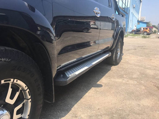Side sills Allmond Grey (2 pieces, aluminum) for Toyota Hilux 2006-2015 - Reelken Auto
