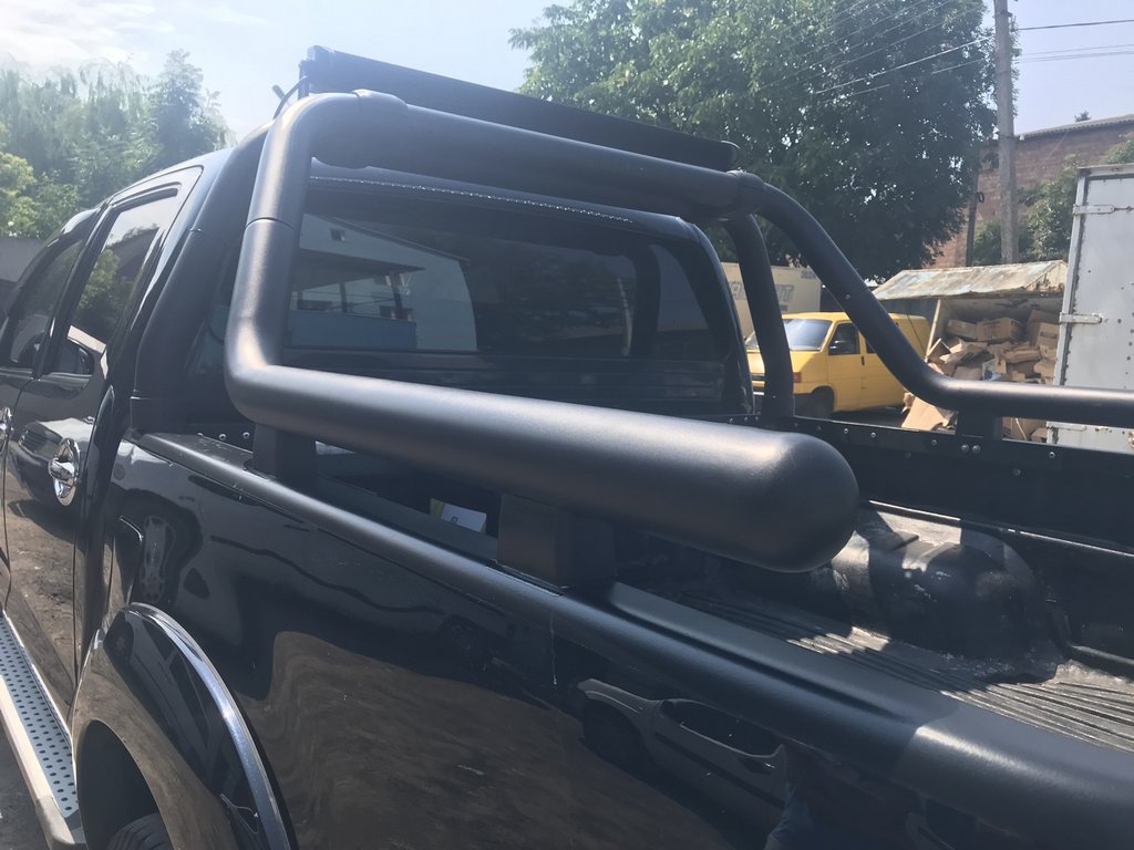 Body roll bar (black) for Toyota Hilux 2006-2015 - image 4