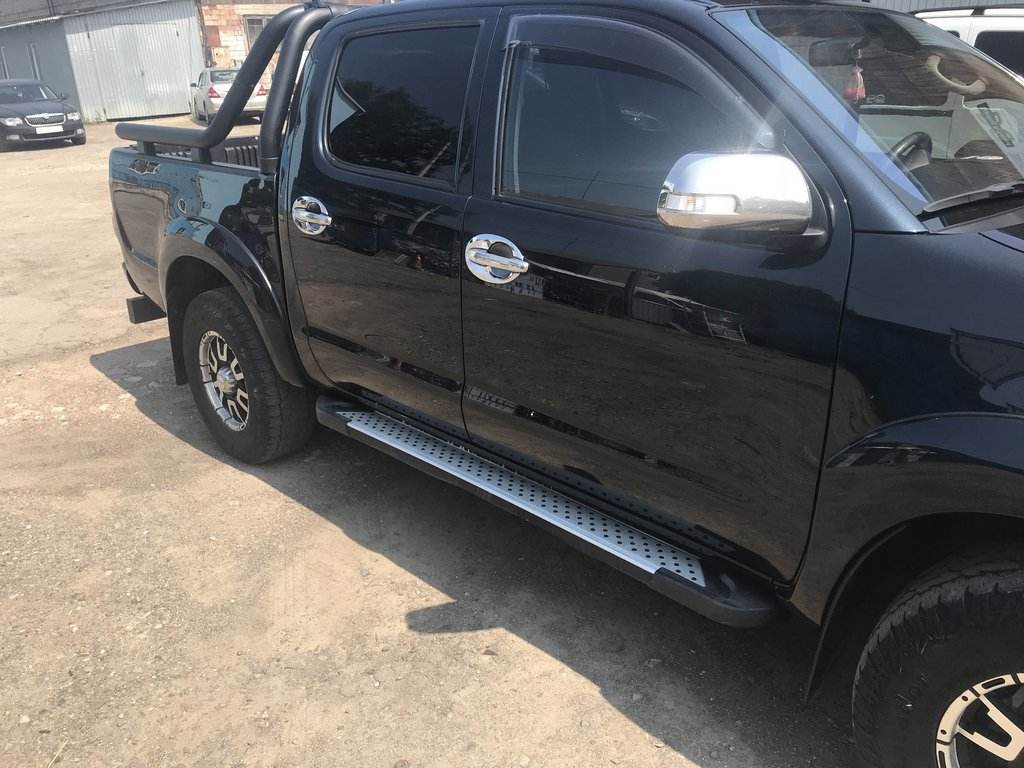 Side sills Allmond Grey (2 pieces, aluminum) for Toyota Hilux 2006-2015 - Reelken Auto