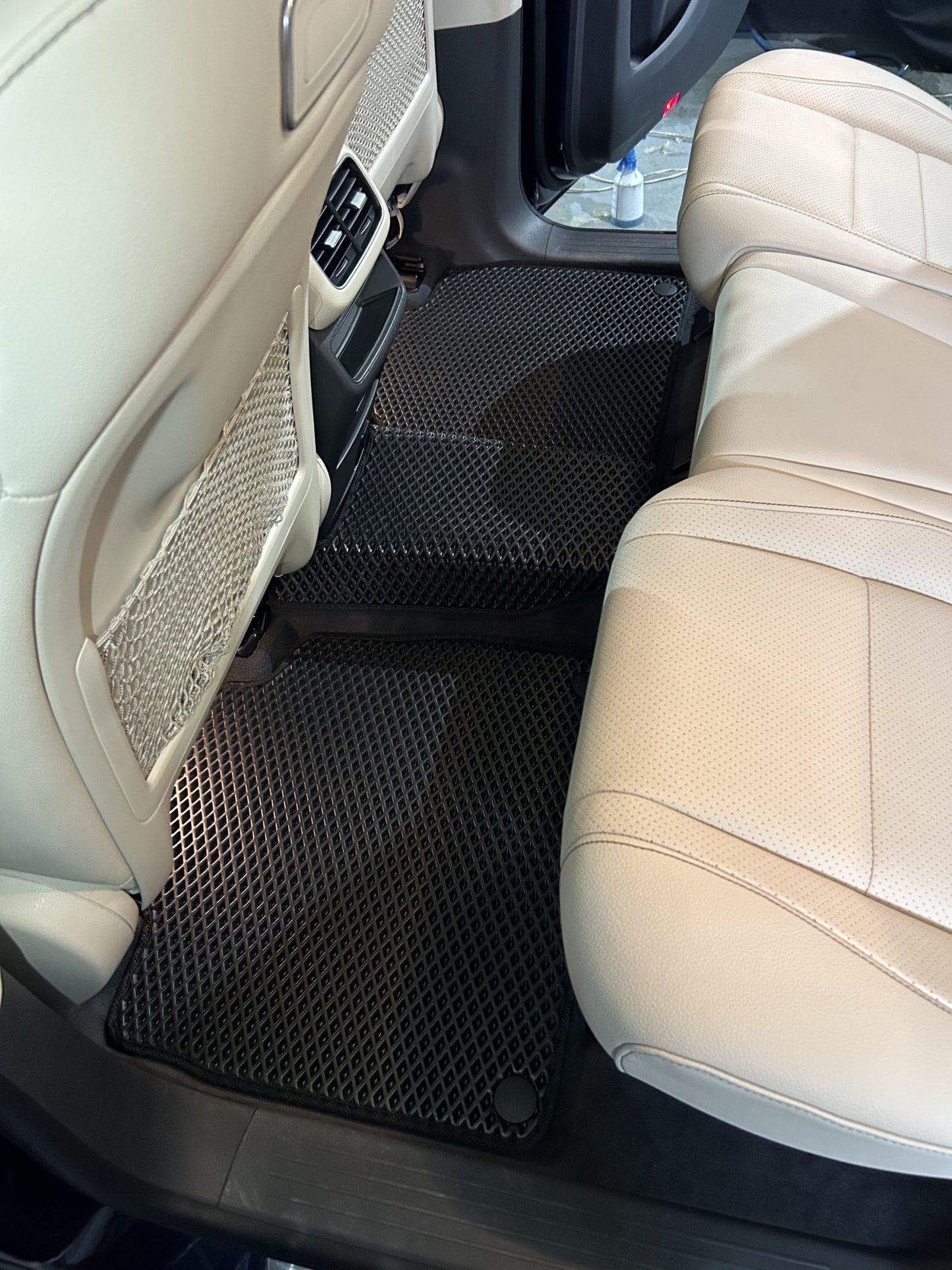 EVA Floor Mats (3 Rows, Black) for Mercedes GLS X167 2019- - image 4