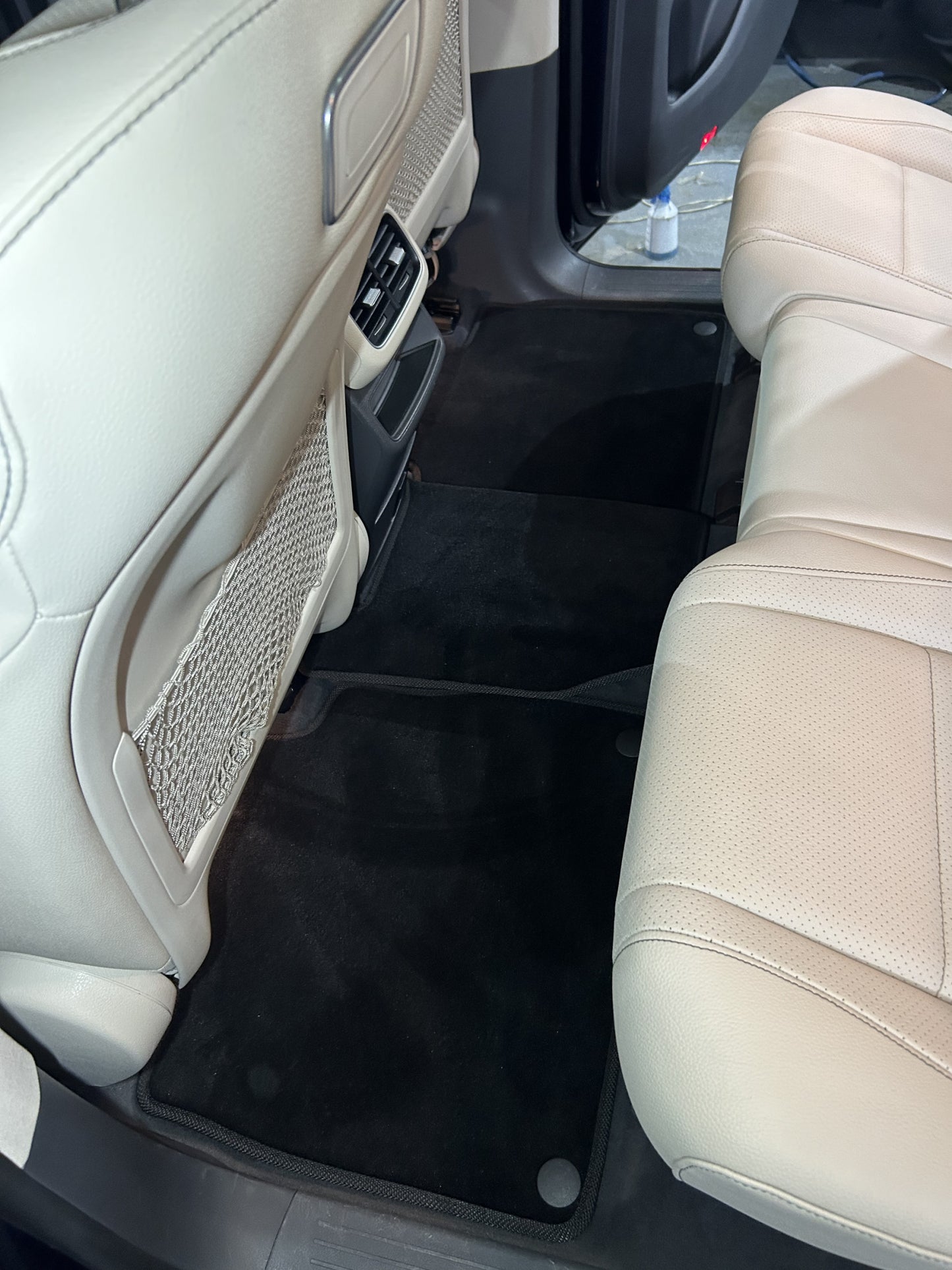 Textile Floor Mats Premium (Black) for Mercedes GLS X167 2019- - image 4