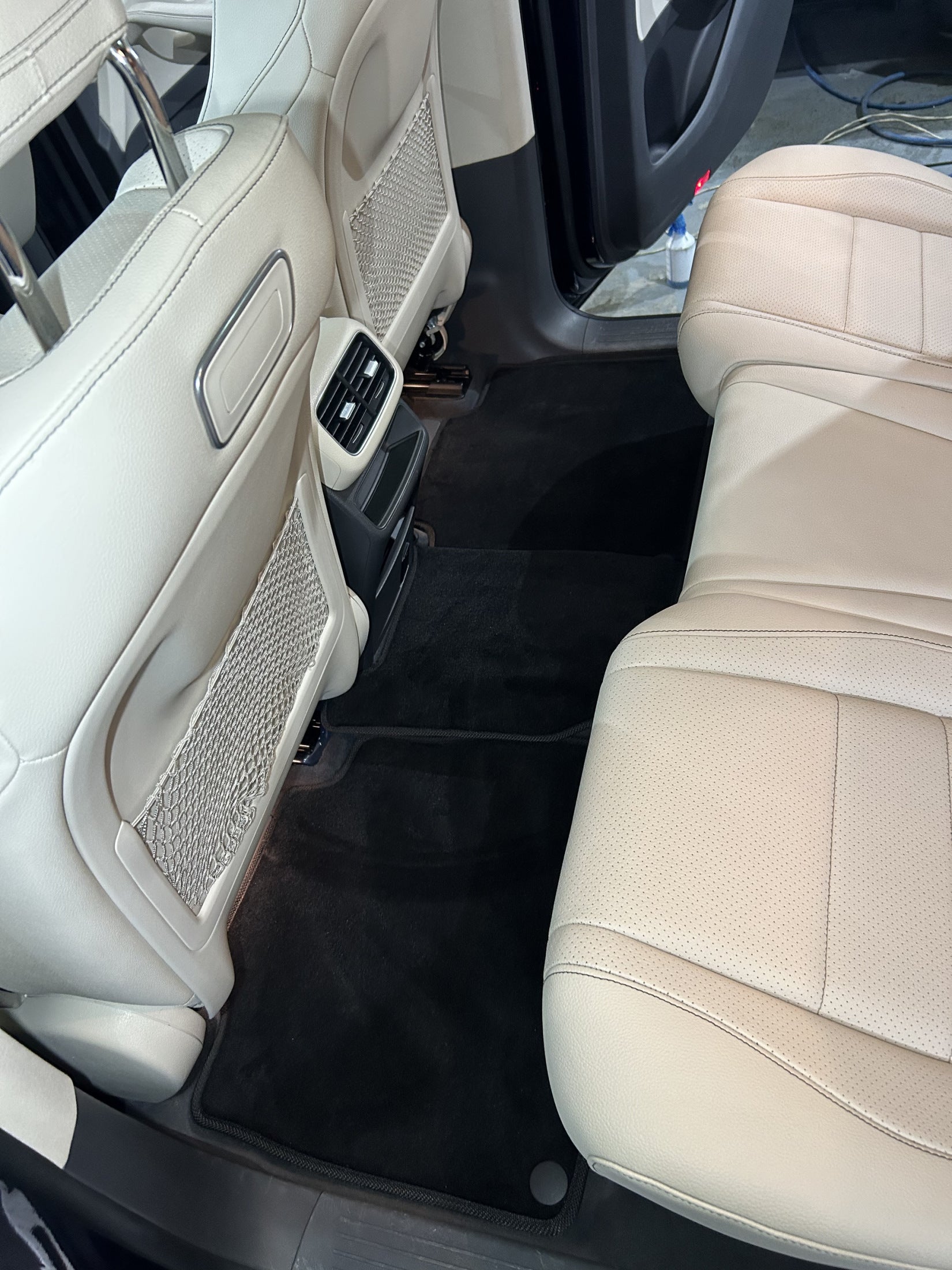 Textile Floor Mats Premium (Black) for Mercedes GLS X167 2019- - image 5