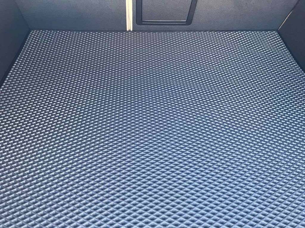 Sedan trunk mat (EVA, black) for Audi A6 C6 2004-2011 - Reelken Auto