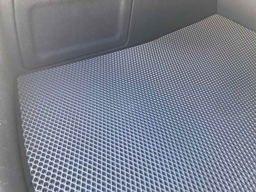Sedan trunk mat (EVA, black) for Audi A6 C6 2004-2011 - Reelken Auto