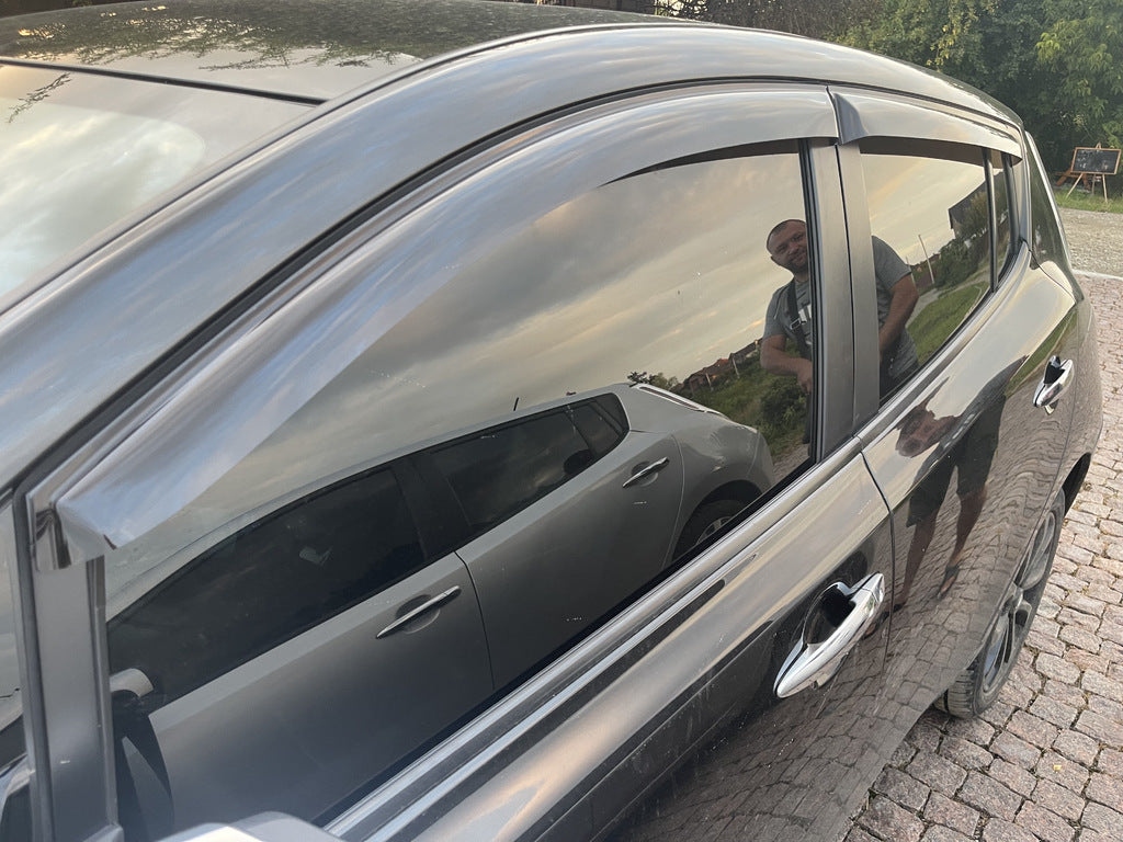 Window Deflectors (4 pcs, HIC) for Nissan Leaf 2010-2017 - image 1